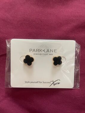 Park Lane Gold-Trim Black Clover Stud Earrings
